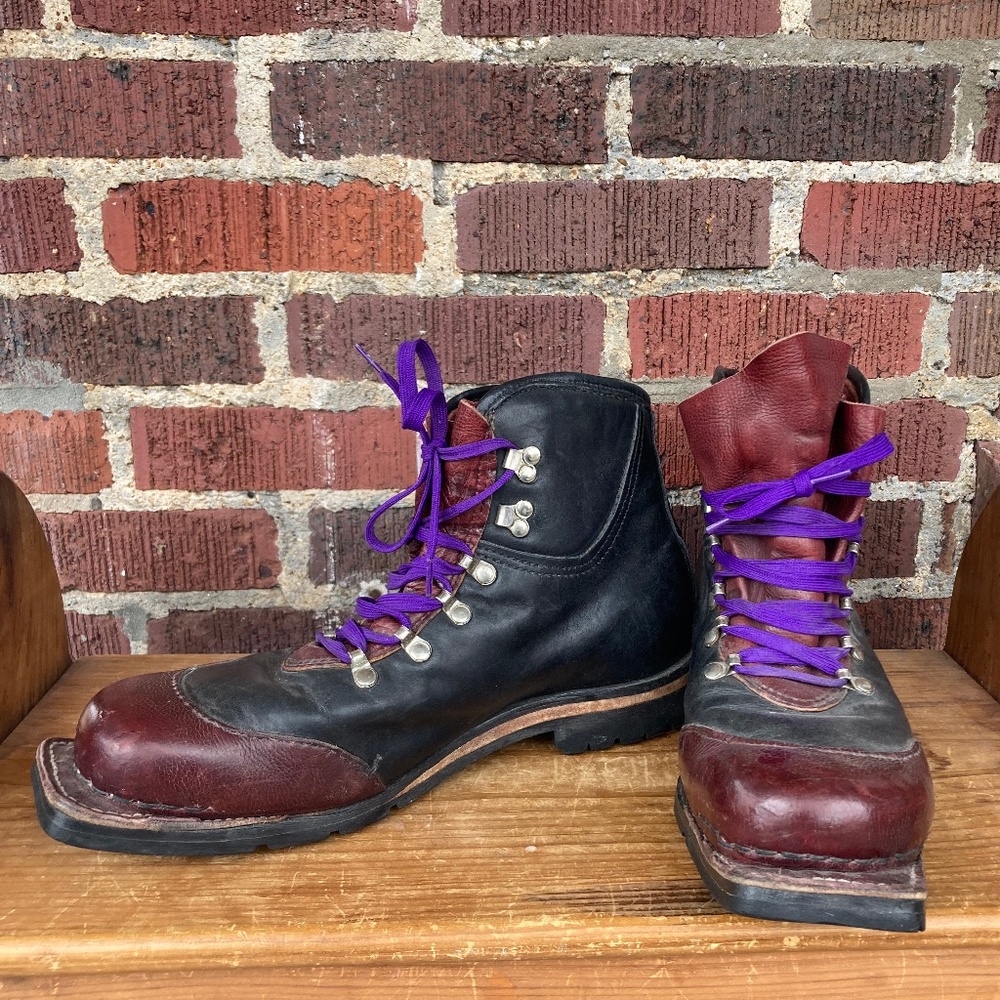 Vintage 1980s Italian Leather Ski Boots
